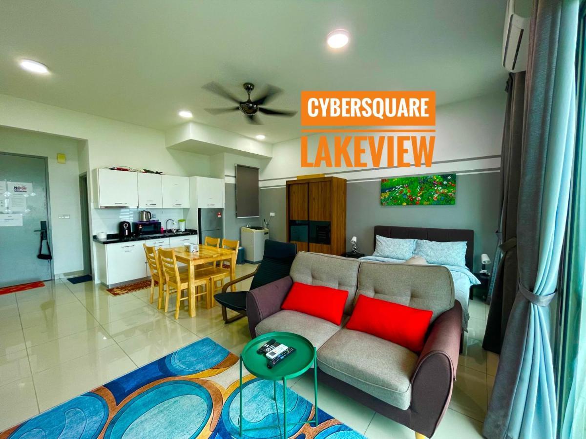 Cybersquare Lakeview With Netflix And Disney Hotstar Cyberjaya Exterior foto